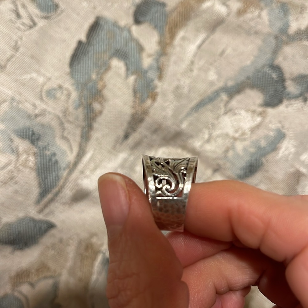 Sterling Silver Hammered Leaf Ring - image 3